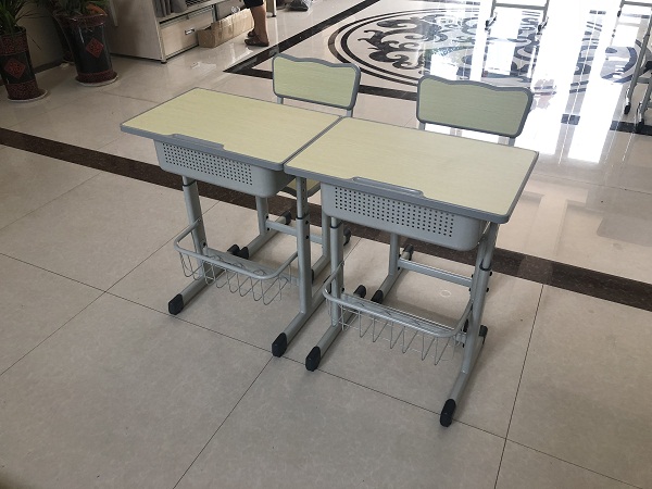 采購(gòu)學(xué)生課桌椅時(shí)必須注意的地方有哪些？